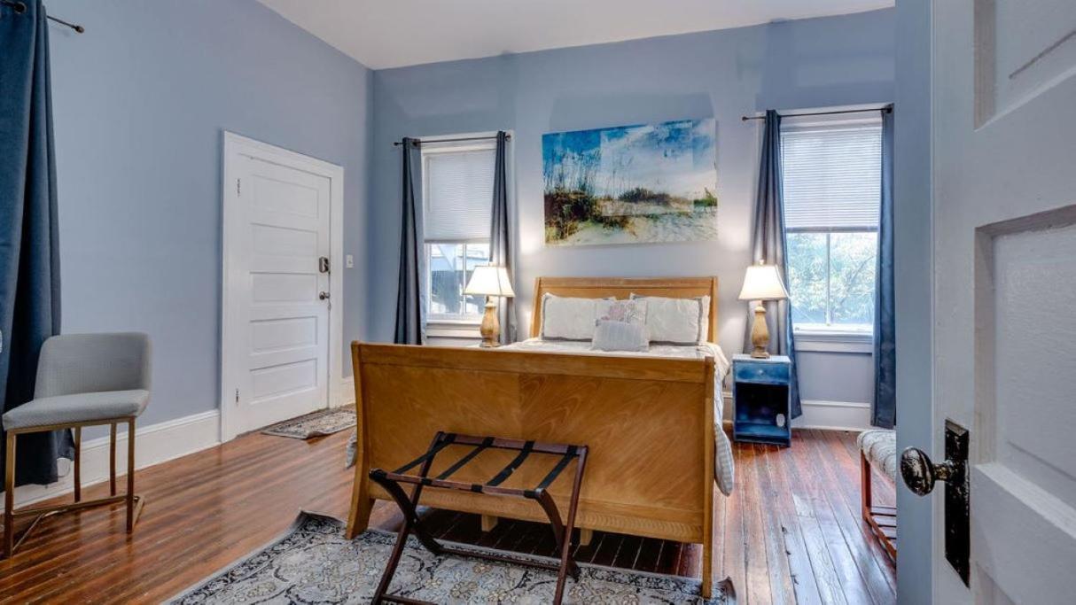 Comfortable Escape In Historic Downtown 서배너 외부 사진